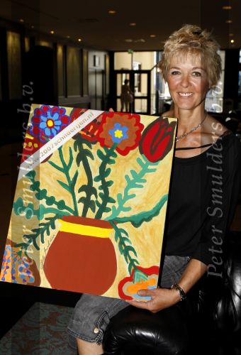 Hoofddorp 27 augustus 2007
Bijeenkomst bij van der valk hotel ivm met schilderijen voor goede doelen door bn ers. Annie Schilder
