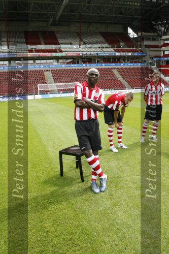 Eindhoven, 28 Augustus 2007
Jaarlijkse fotosessie van de nieuwe Selektie van PSV Seizoen 2007/2008
Arouna Kone tijdens zijn laatste fotoshoot bij PSV