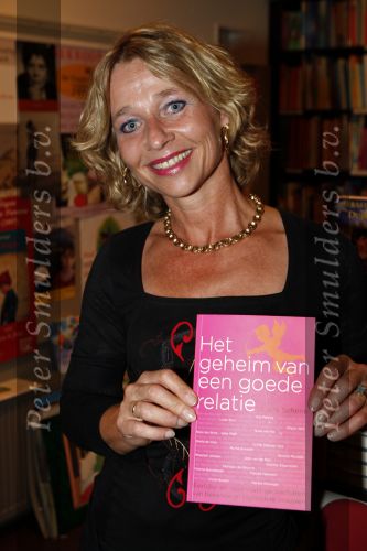 Laren 30 augustus 2007
Presentatie boek over relaties van Carla Schenk.