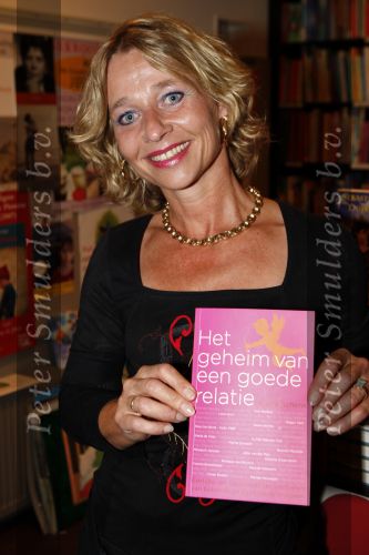 Laren 30 augustus 2007
Presentatie boek over relaties van Carla Schenk.