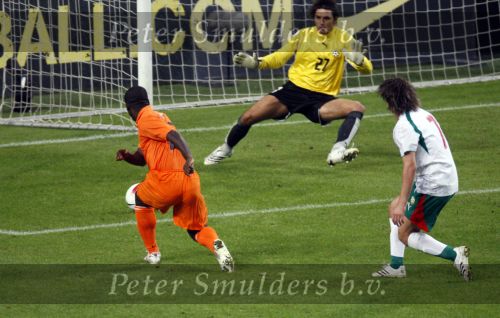 Amsterdam 8 september 2007
kwalificatieduel voor EK tussen Nederland en Bulgarije in de amsterdam arena. Nederland wint met 2-0. Clarence Seedorf raakt de paal