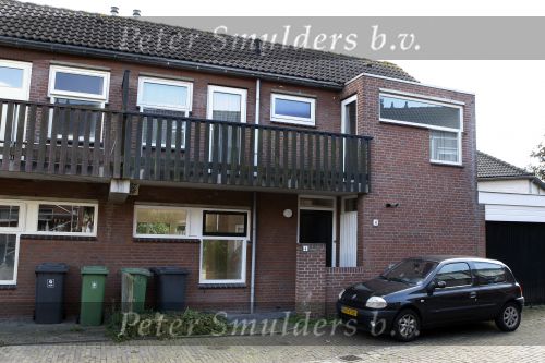Muiderberg 16 augustus 2007
Huis Richard Krajicek en een ander huis van Daphne Deckers in Muiderberg.