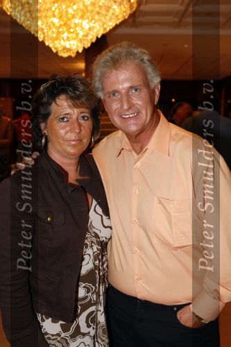 Noordwijk 15 augustus 2007
Tros zomerfeest bij hotels van Oranje . Emile Hartkamp met vrouw