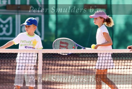Muiderberg 7 september 2007
Alec en Emma Krajicek  spelen samen tennis bij de clubkampioenschappen. Papa Richard en de au pair kijken toe.
Peter Smulders bv