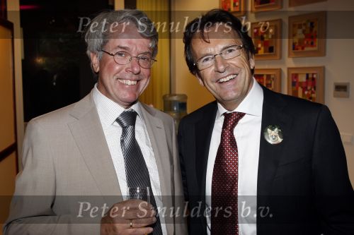 Amsterdam 7 september 2007
Opening nieuwe pand van de Pim de Vos advocaten op de pc hooftstraat. Pim met de rijdende rechter Frank Visserm