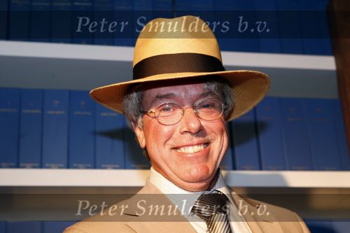 Amsterdam 7 september 2007
Opening nieuwe pand van de Pim de Vos advocaten op de pc hooftstraat. de rijdende rechter Frank Visser