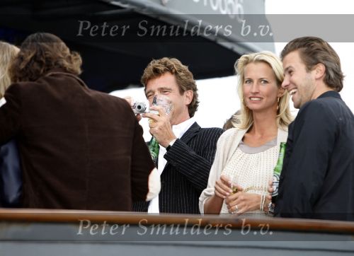 Amsterdam 30 augustus 2007
Eindfeest van Talpa op de supperclub boot. John de Mol Jr, Anouk Smulders en Winston Gerschtanowitz