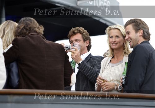 Amsterdam 30 augustus 2007
Eindfeest van Talpa op de supperclub boot. John de Mol Jr, Anouk Smulders en Winston Gerschtanowitz