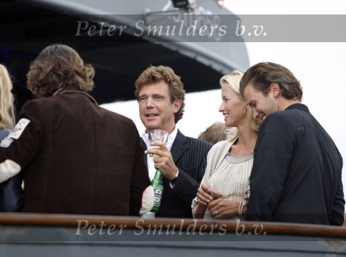 Amsterdam 30 augustus 2007
Eindfeest van Talpa op de supperclub boot. John de Mol Jr, Anouk Smulders en Winston Gerschtanowitz