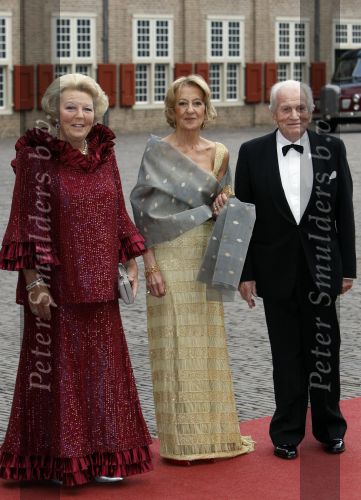 Apeldoorn 1 september 2007
Prins Willem Alexander viert zijn 40e verjaardag op paleis het Loo met Maxima Alexia Ariane en Amalia. Koningin Beatrix met ouders Maxima Marie Carmen en Jorge Zorrequieta