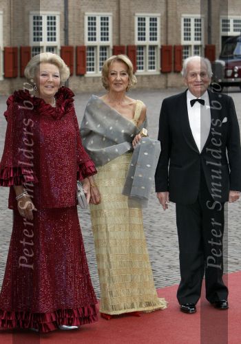 Apeldoorn 1 september 2007
Prins Willem Alexander viert zijn 40e verjaardag op paleis het Loo met Maxima Alexia Ariane en Amalia. Koningin Beatrix met ouders Maxima Marie Carmen en Jorge Zorrequieta