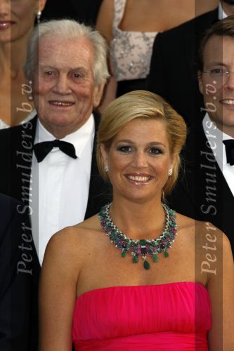 Apeldoorn 1 september 2007
Prins Willem Alexander viert zijn 40e verjaardag op paleis het Loo met Maxima Alexia Ariane en Amalia. Maxima met haar vader Jorge Zorrequieta