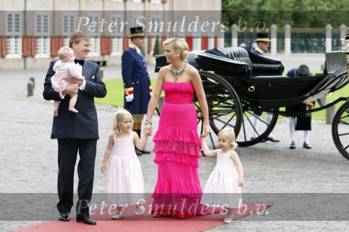 Apeldoorn 1 september 2007
Prins Wille Alexander viert zijn 40e verjaardag op paleis het Loo met Maxima Alexia Ariane en Amalia.