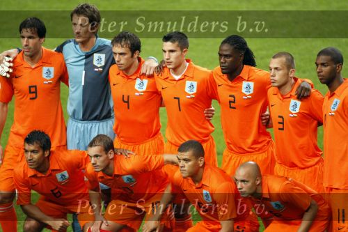 Amsterdam 8 september 2007
kwalificatieduel voor EK tussen Nederland en Bulgarije in de amsterdam arena. Nederland wint met 2-0. Ruud v Nistelrooy Edwin v d SarRobin v Persie Mario Melchiot Johnny Heitinga Ryan Babel Giovanni v Bronkhorst Wesley Sneijder Wilfred Bouma en Danny de Zeeuw