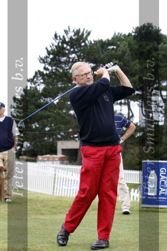 Zandvoort 18 augustus 2007
Pieter v Vollenhoven speelt mee met een charity wedstrijd van de klm open golf een week nadat bij hemin het ziekenhuis stuk huid verwijderd is.
