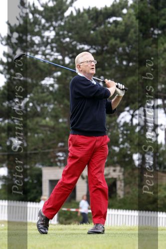 Zandvoort 18 augustus 2007
Pieter v Vollenhoven speelt mee met een charity wedstrijd van de klm open golf een week nadat bij hemin het ziekenhuis stuk huid verwijderd is.