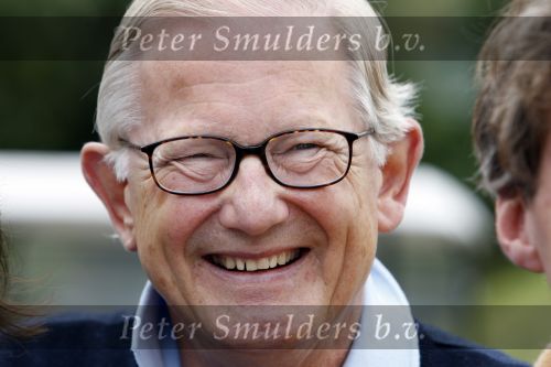 Zandvoort 18 augustus 2007
Pieter v Vollenhoven speelt mee met een charity wedstrijd van de klm open golf een week nadat bij hemin het ziekenhuis stuk huid verwijderd is.
Peter Smulders bv
