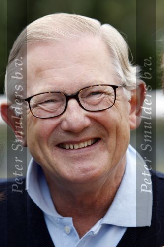 Zandvoort 18 augustus 2007
Pieter v Vollenhoven speelt mee met een charity wedstrijd van de klm open golf een week nadat bij hemin het ziekenhuis stuk huid verwijderd is.