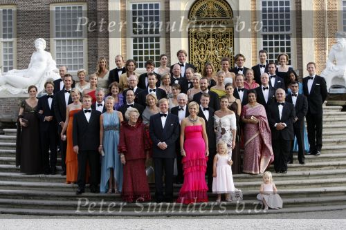 Apeldoorn 1 september 2007
Prins Willem Alexander viert zijn 40e verjaardag op paleis het Loo met Maxima Alexia Ariane en Amalia.