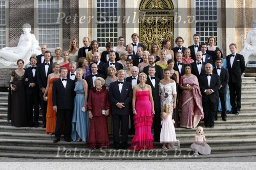 Apeldoorn 1 september 2007
Prins Wille Alexander viert zijn 40e verjaardag op paleis het Loo met Maxima Alexia Ariane en Amalia.