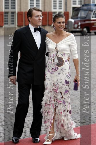 Apeldoorn 1 september 2007
Prins Willem Alexander viert zijn 40e verjaardag op paleis het Loo met Maxima Alexia Ariane en Amalia. Prins Constantijn en Prinses Laurentien