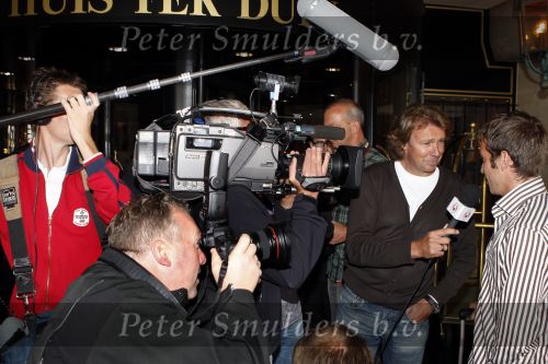 Noordwijk 20 augustus 2007
De spelers van het nederlands elftal verzamelen in hotel huis ter duin voor de oefenwedstrijd tegen zwitserland. Rafael v d Vaart en Hans Kraay jr