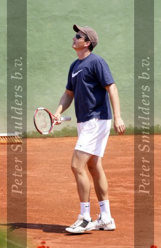 Marbella 14 augustus 2007
Richard Krajicek en zijn zoon Alec aan het tennissen in Marbella.