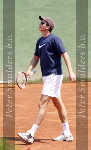 Marbella 14 augustus 2007
Richard Krajicek en zijn zoon Alec aan het tennissen in Marbella.