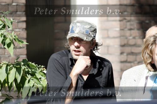 Amsterdam 30 augustus 2008
Ruud de Wild met petje op.
