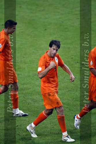 Amsterdam 8 september 2007
kwalificatieduel voor EK tussen Nederland en Bulgarije in de amsterdam arena. Nederland wint met 2-0. Ruud v Nistelrooy blij na doelpunt