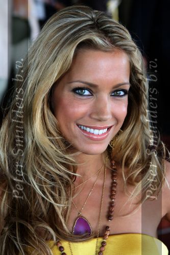 Noordwijk, 1 September 2007 Jacky Fair met o.a. modeshow van Danie Bles.
Sylvie v d Vaart ( Sylvie Meis )