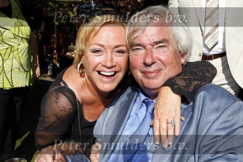 Laren/ Eemnes 29 augustus 2007
Willibrord Frequin en zijn Suzanne trouwen. Ze vertrekken vanaf thuis met koets naar de theetuin. Viola Holt en Joop v Zijl