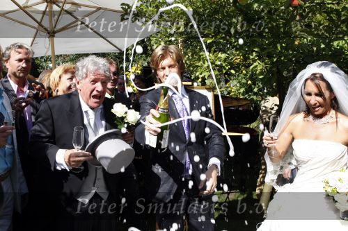 Laren/ Eemnes 29 augustus 2007
Willibrord Frequin en zijn Suzanne trouwen. Ze vertrekken vanaf thuis met koets naar de theetuin. Nick Nielsen