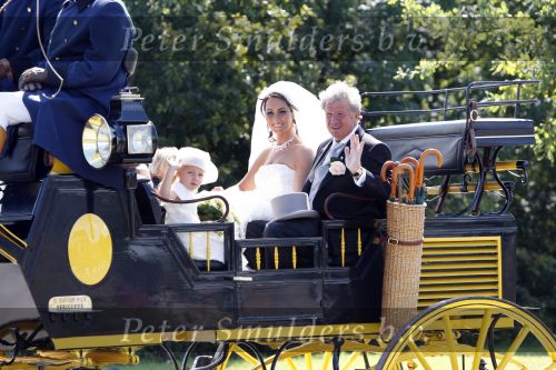 Laren/ Eemnes 29 augustus 2007
Willibrord Frequin en zijn Suzanne trouwen. Ze vertrekken vanaf thuis met koets naar de theetuin.