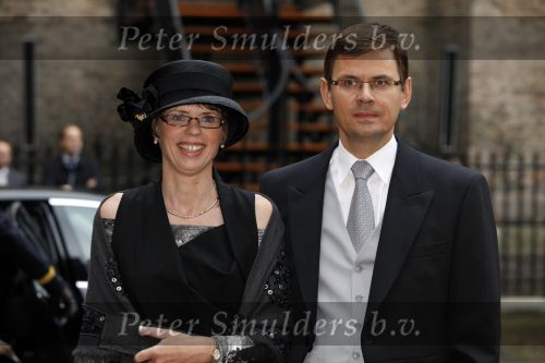 Den Haag 15 september 2009
Prinsjesdag op het binnenhof met alle hoedjes. Andre Rouvoet met zijn vrouw
Peter Smulders bv