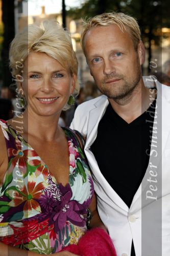 Den Haag 31 augustus 2009
Premiere het leven uit een dag in Pathe den haag. Anita Witzier met vriend
Peter Smulders bv