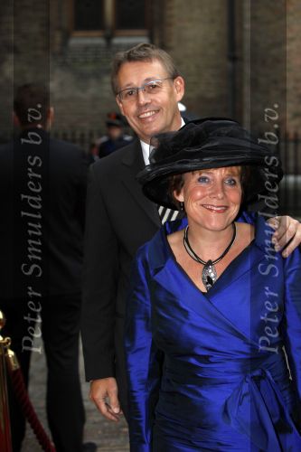 Den Haag 15 september 2009
Prinsjesdag op het binnenhof met alle hoedjes. Ank Bijleveld met man
Peter Smulders bv
