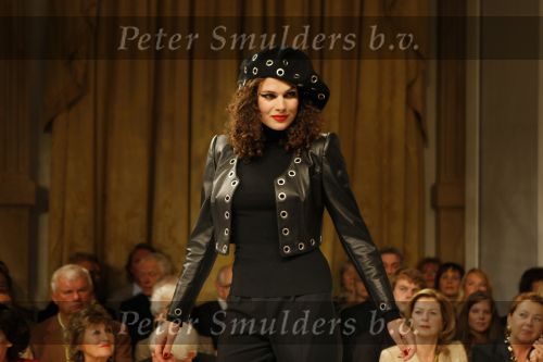 Amsterdam 14 september 2009
Modeshow Frans Molenaar in het amstel hotel. Anna Drijver
Peter Smulders bv