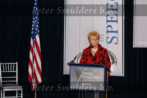 New York 11 september 2009
Prins Willem Alexander en prinses Maxima bij uitreiking Four freedom awards in het Waldorf Astoria hotel. Hillary Clinton krijgt de four freedoms award. Anna eleanor roosevelt
Peter Smulders bv