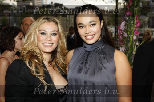 Amsterdam 13 september 2009
Premiere mamma mia in carre. Antje Monteiro met dochter
Peter Smulders bv