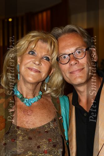 Amsterdam, 30 Augustus 2009
Modeshow Paul Schulten waar ook Christina Curry, de dochter van Adam en Patricia Paay als mannequin liep.
Astrid Engels met man
Peter Smulders BV