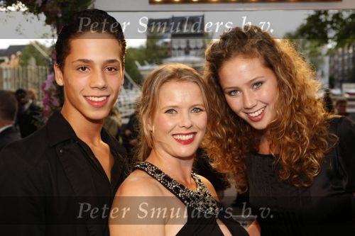Amsterdam 13 september 2009
Premiere mamma mia in carre. Babette v Veen met kinderen van Bas
Peter Smulders bv