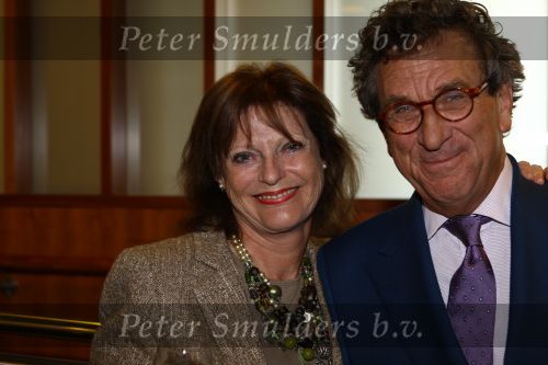 Amsterdam, 30 Augustus 2009
Modeshow Paul Schulten waar ook Christina Curry, de dochter van Adam en Patricia Paay als mannequin liep.
Barbara Plugge met haar man
Peter Smulders BV