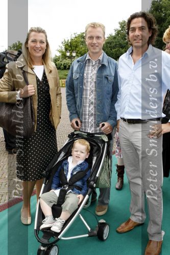 Kaatsheuvel 2 augustus 2009
Premiere show in de efteling. Barbara de Loor met .....
Peter Smulders bv