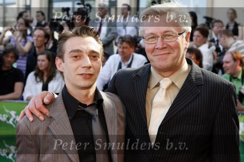 Scheveningen 15 april 2007
Premiere Tarzan in het circus theater. 
Barrie Stevens met vriend