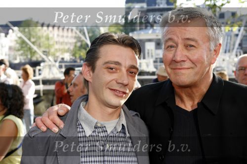 Amsterdam 15 juli 2006
Premiere Rembrandt in Carre.
Barrie Stevens met vriend