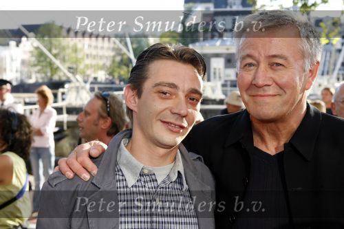 Amsterdam 15 juli 2006
Premiere Rembrandt in Carre.
Barrie Stevens met vriend