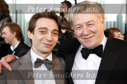 Rotterdam 20 april 2008
Premiere les Miserables  in het nieuwe Luxor theater. 
Barrie Stevens met vriend