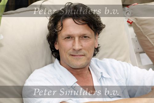 Amsterdam 11 augustus 2009
Presentatie cast mama Mia bij strand zuid met oa Lone v Roosendaal Bas Westerweel John Vooijgd en Anouk v Nes.
Peter Smulders bv