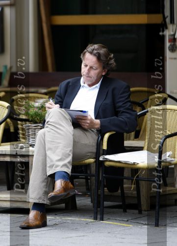 Amsterdam 12 augustus 2009
Bert Koenders op terras in amsterdam.
Peter Smulders bv